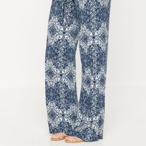 Wide leg maternity pants